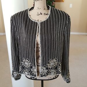 💕Beautiful evening wear beaded jacket